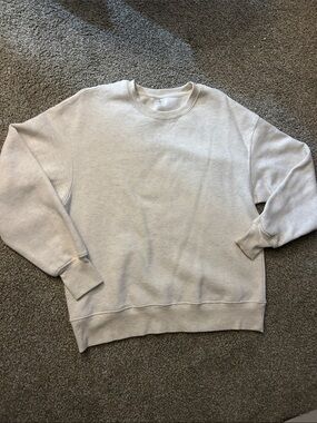 Classic Crewneck Sweatshirt - cream/beige